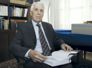 Akademik Vasilije Krestić
