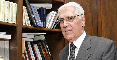 Akademik Vasilije Krestić