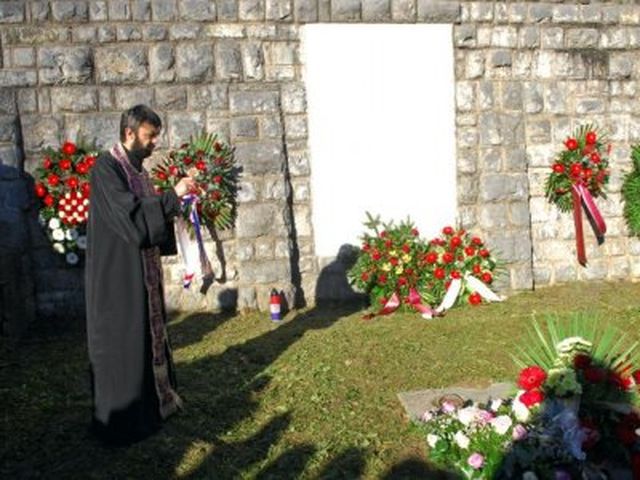Parastos_zrtvama_u_Prkosu_Lasinjskom.jpg
