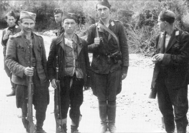 partizani_i_ustase_zajedno_april_42_crna_legija_1_proleterska.jpg