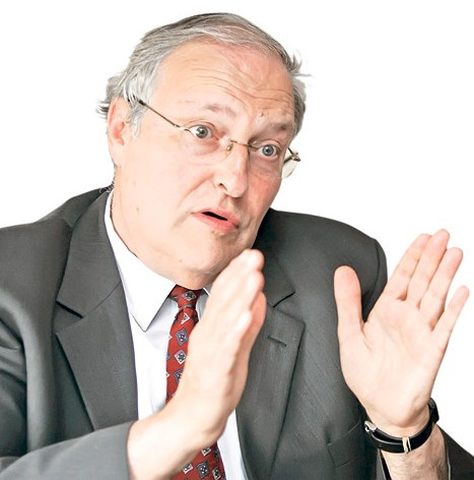 Efraim_Zurof_002.jpg