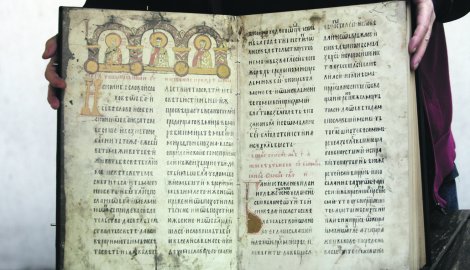 Miroslavljevo jevanđelje pisano je na ćirilici između 1169 i 1197.