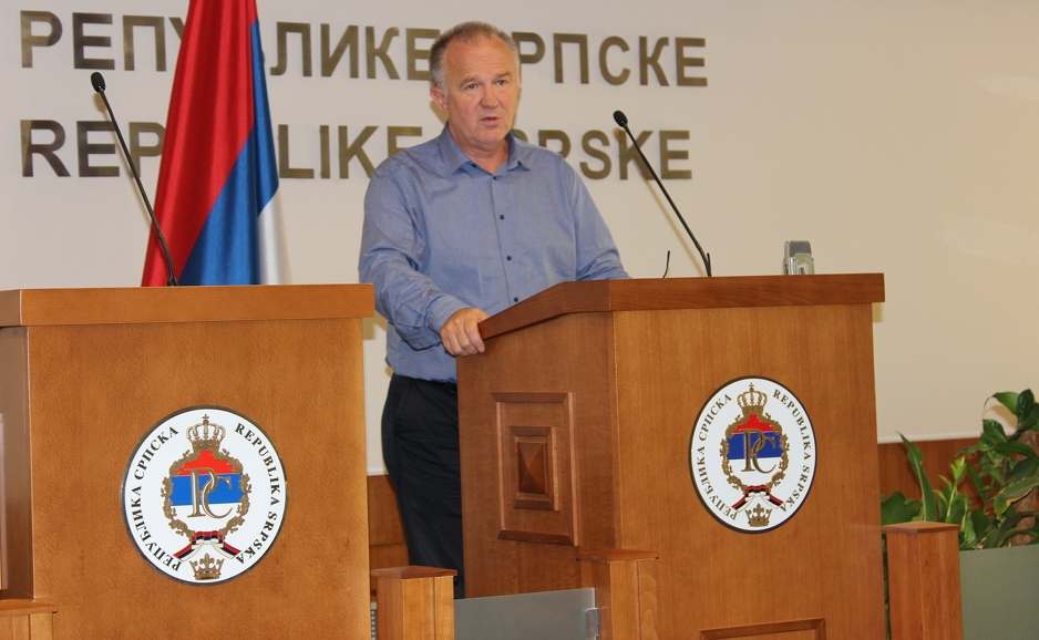 Narodni poslanik Dragan Čavić