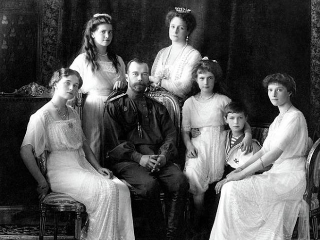Romanovi