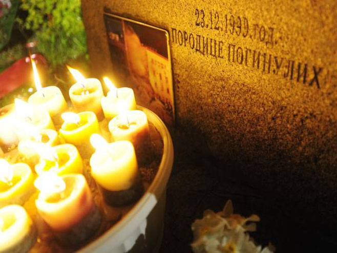 17 godina od ubistva 16 radnika u NATO bombardovanju RTS-a.Foto: TANJUG