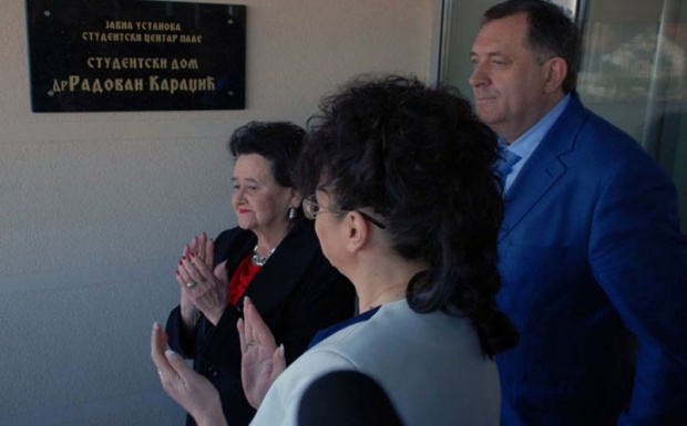 Dodik sa porodicom Karadžić na otvaranju studentskog doma na Palama