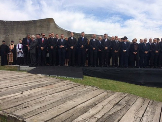 Komemoracija u Jasenovcu - Državni vrh Hrvatske Foto: RTRS