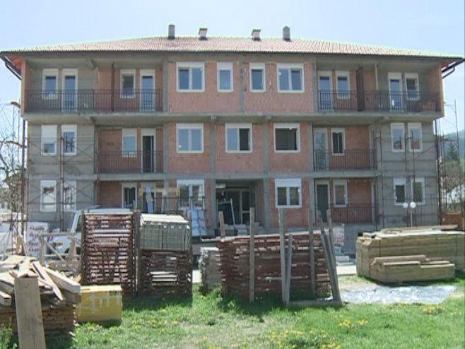 Rogatica:Zgrada za 14 porodica poginulih boraca i RVI Foto: RTRS