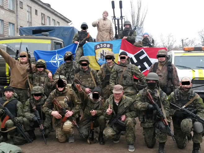Pripadnici ukrajinske doborvoljačke jedinice Azov (foto: ukraineatwar.blogspot.com)