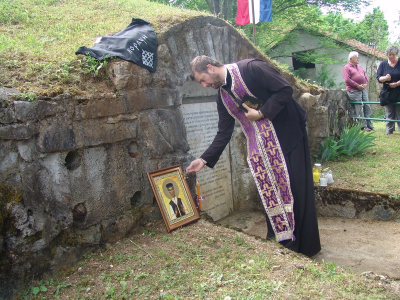 Pomen i parastos za 520 Veljunčana