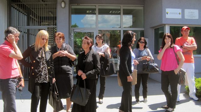 Porodice srpskih žrtava sa područja Bratunca i Srebrenice