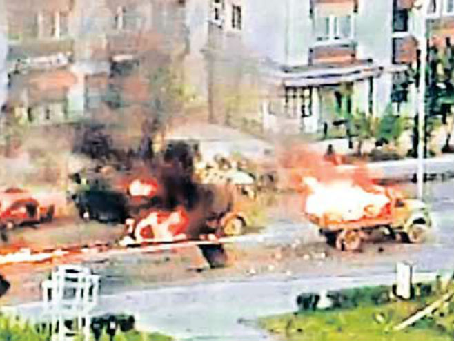 Tuzlanska kolona (foto: Printskrin Jutjub/TV FS-3)