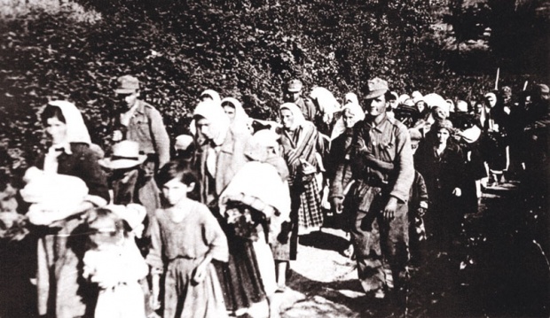 Ustaše sprovode narod sa Kozare