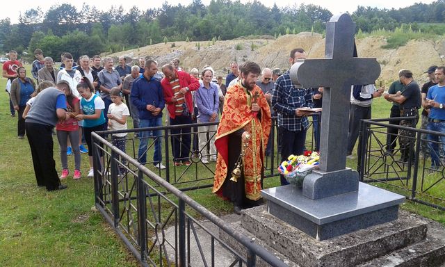 Kod spomen-krsta u blizini jame Ponor u Miljevini kod Foče danas je služen pomen-parastos za više hiljada mladih kraljevih vojnika iz Srbije, koje je u maju 1945. godine likvidirala tadašnja nova komunistička vlast