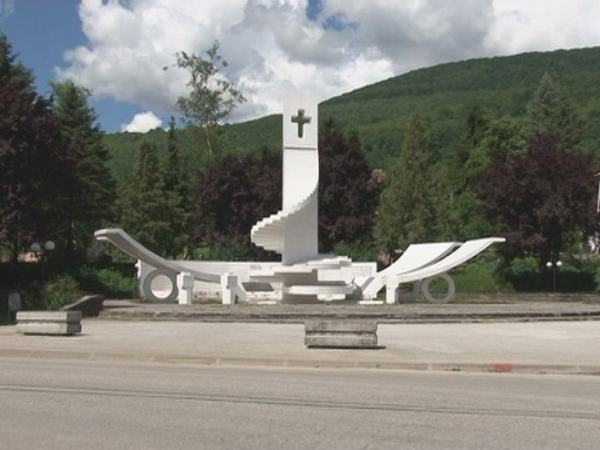 Spomenik u Ribniku Foto: RTRS
