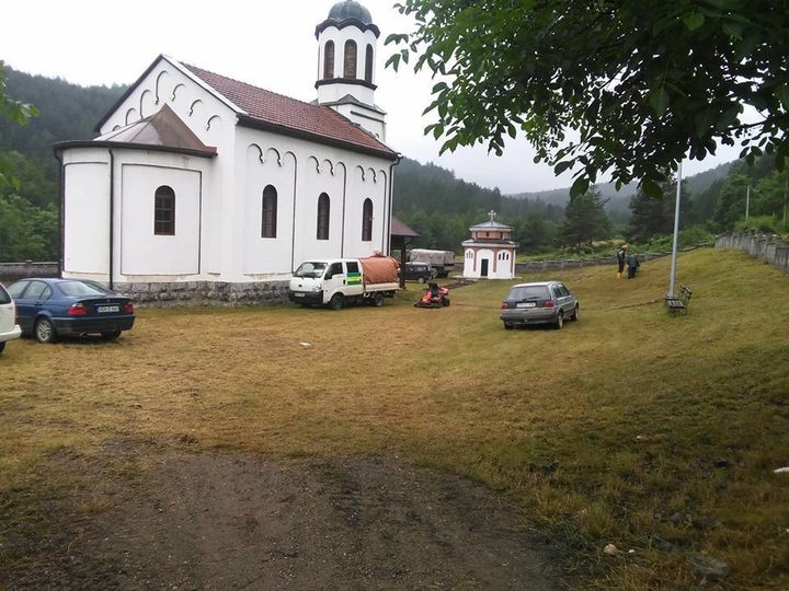 Hram Svete Trojice u Tumarama