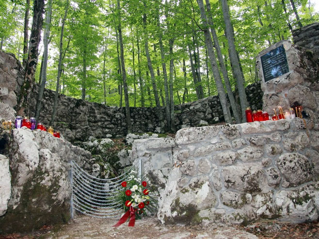 Šaranova jama (foto: www.panoramio.com)