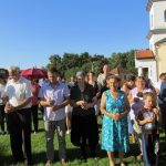 U Kruškovom Polju kod Šamca danas je, na Veliku Gospojinu, služen parastos za 14 poginulih boraca Vojske Republike Srpske /VRS/i tri civilne žrtve rata iz ovog mjesta