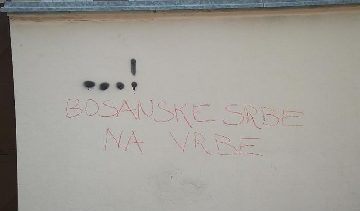 Grafit bosanske Srbe na vrbe