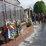 Полагањем вијенаца и цвијећа на бањалучком гробљу "Свети Пантелија" данас је обиљежено 25 година од формирања 16. Крајишке моторизоване бригаде, из које су у протеклом рату погинула 434 борца