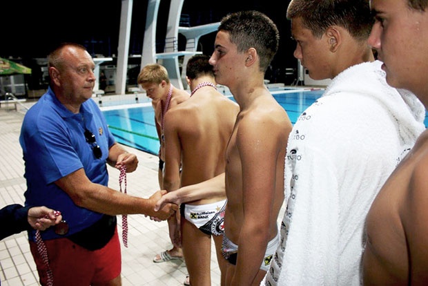 Mladi vaterpolisti Partizana primaju medalje u Zagrebu