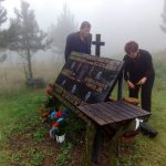На озренском врху Краљица данас је служен помен борцима Војске Републике Српске који су погинули 7. септембра 1995. године када су НАТО авиони бомбардовали телекомуникациони торањ на тој локацији