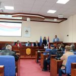 Предсједник Борачке организације Републике Српске Миломир Савчић уручио је данас одликовања породицама 39 погинулих бораца Војске Републике Српске са подручја Мркоњић Града, Шипова, Рибника, Источног Купреса и Дринића. Одликовању је присуствовала и начелница општине Мркоњић Град Дивна Аничић