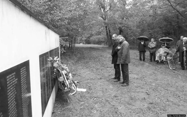 Kukunjevac - polaganje vijenaca