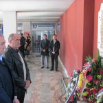 Код спомен-плоче студентима и радницима бањалучког Универзитета погинулим у одбрамбено-отаџбинском рату данас су положени вијенци и служен је парастос, у оквиру обиљежавања 41 године постојања Универзитета