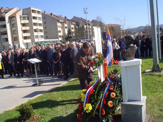 Sa ranijih obeležavanja godišnjice pogibije Gostića Foto Lj. Đurić