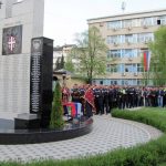 Служењем парастоса, полагањем вијенаца и прислуживањем свијећа код споменика погинулим припадницима Центра јавне безбједности /ЦЈБ/ Бањалука, обиљежен је Дан полиције Републике Српске - 4 април