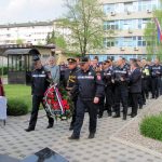 Служењем парастоса, полагањем вијенаца и прислуживањем свијећа код споменика погинулим припадницима Центра јавне безбједности /ЦЈБ/ Бањалука, обиљежен је Дан полиције Републике Српске - 4 април