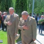 Današnje obilježavanje Dana odbrane Ilidže je započelo parastosom za poginule i umrle borce u Crkvi Svetog Save u Blažuju, gdje su se borci okupljali prije i u toku borbenih dejstava, nakon čega je održan parastos i položeni vijenci na spomenik u naselju Dobrinja četiri.