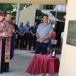 У Дервенти је данас служен парастос и положени вијенци испред споменика на раскрсници путева Горња Лупљаница-Велика Сочаница-Дажница /Tомасово брдо/ поводом 25 година од погибије осам српских заробљеника из Дервенте док су копали ровове за потребе хрватских снага
