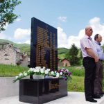 Парастосом, прислуживањем свијећа и полагањем цвијећа на спомен обиљежје у селу Ледићи, код Трнова, данас у чланови породица невиних српских жртава достојанствено и молитвено обиљежили 25 година од крвавог пира муслиманских фаланги које су свирепо ликвидирале 24 српска цивила из овог села.