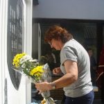 Polaganjem vijenaca, služenjem parastosa i prisluživanjem svijeća u zgradi Policijske uprave /PU/ u Mrkonjić Gradu danas je obilježeno 25 godina od pogibije 22 mrkonjićka policajca u Šebezima, koji su svoje živote ugradili u stvaranje Republike Srpske