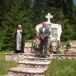 Служењем парастоса и полагањем цвијећа на мјесном спомен-обиљежју Блатине-Прибањ на Палама je данас одата почаст за 14 погинулих српских бораца у протеклом одбрамбено-отаџбинском рату