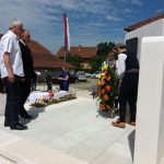 Градоначелник Приједора Миленко Ђаковић положио је вијенац на новоизграђени споменик за 21 погинулог борца одбрамбено-отаџбинског рата