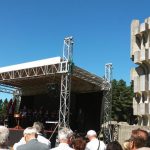 Predsjednik Republike Srpske Milorad Dodik izjavio je danas da Srbi ne bi bili ubijani po Kozari, Jasenovcu i drugim logorima u BiH i Hrvatskoj da je Srpska postojala za vrijeme Drugog svjetskog rata