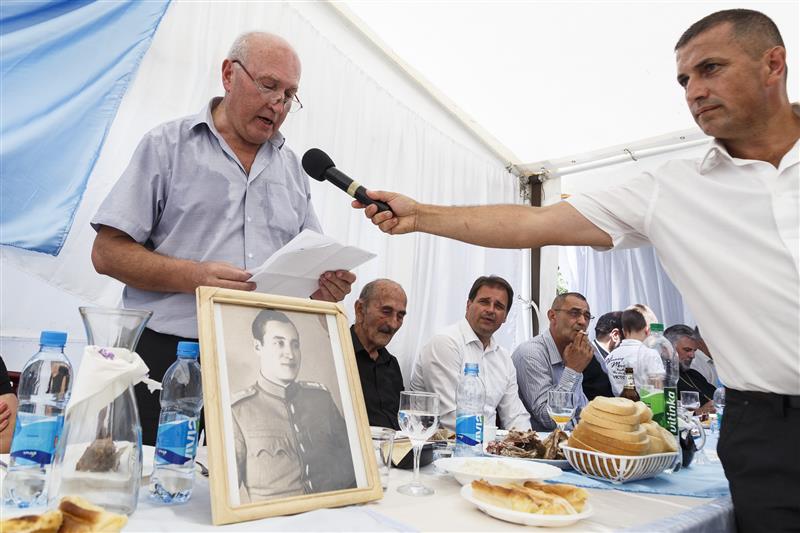 Svetozar Crnogorac je na početku govora naglasio da se obraća u svoje lično ime, a ne u ime Kluba Gačana u Beogradu