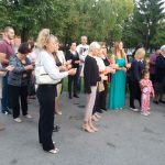 U Prijedoru je, parastosom služenim u Crkvi Svete Trojice poginulim i nestalim borcima, prisluživanjem svijeća i polaganjem vijenca ispred centralnog spomen-obilježja borcima poginulim u odbrambeno-otadžbinskom ratu "Za krst časni", obilježen 15. septembar - Dan nestalih i poginulih Republike Srpske.