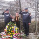 Ветерани служби безбједности Републике Српске, припадници Полицијске управе Источно Сарајево, борци Војске Републике Српске /ВРС/ и представници града и општина Источног Сарајева положили су данас вијенце код спомен-обиљежја Зорану Цвијетићу, првом министру унутрашњих послова некадашње Српске аутономне области /САО/ Романија, који је погинуо прије 24 године у Лукавици од снајперског хица испаљеног са брда Мојмило.