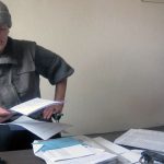 Малобројни Срби у Сарајеву тешко или готово никако не могу да остваре своја права, што потврђује и примјер Рајке Ђурић која 16 година упорно настоји да врати своју имовину коју су јој, уз помоћ локалних власти, узурпирале комшије.
