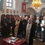 Помен погинулим дервентским борцима служен је у црквих Светих апостола Петра и Павла.