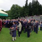 Služenjem parastosa kod Spomen-krsta na Mrakovici je danas počelo obilježavanje 76 godina od Bitke na Kozari u kojoj je ubijeno oko 40.000 civila, a 68.000 ih je protjerano i internirano u logore.