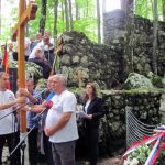 Предсједник Удружења "Јадовно 1941" Душан Басташић рекао је да се пет деценија након Другог свјетског рата није могла скрити истина о размјерама усташких злочина у комплексу усташких логора смрти Госпић-Јадовно-Паг за вријеме Независне Државе Хрватске.