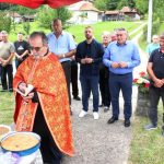 Испред Спомен-обиљежја у Пирковцима код Лопара данас је служен помен за десет погинулих бораца одбрамбено-отаџбинског рата из овог мјеста.