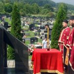 Parastos za borce poginule u proteklom odbrambeno-otadžbinskom ratu služen je danas u kapeli Svetog apostola Marka u Mrkonjić Gradu povodom krsne slave opštine i Dana 11. mrkonjićke lake pješadijske brigade - Svetog proroka Ilije.